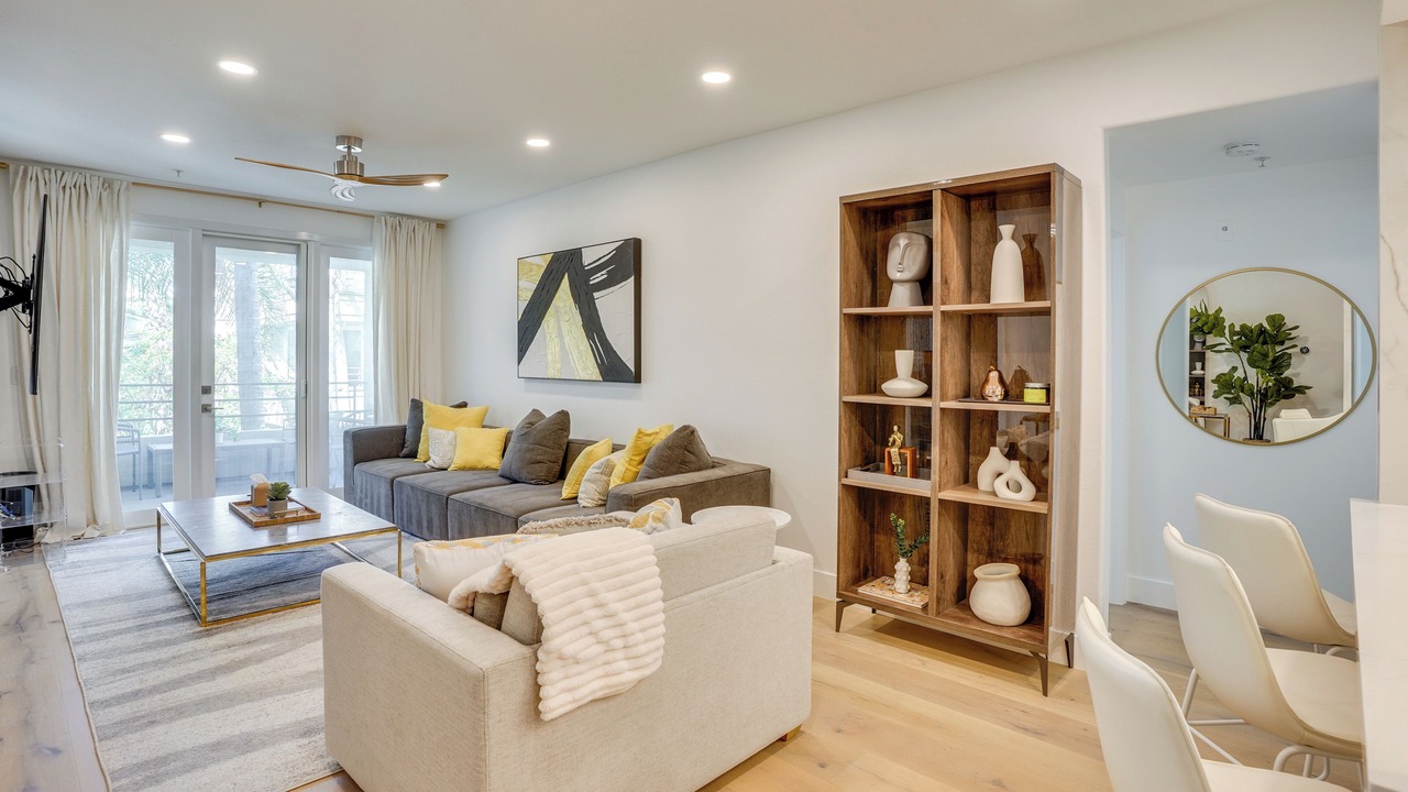 Photo of Livingroom in Airport Area