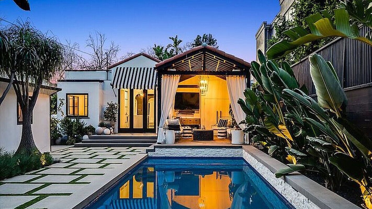 Photo of Outdoor in Fairfax District