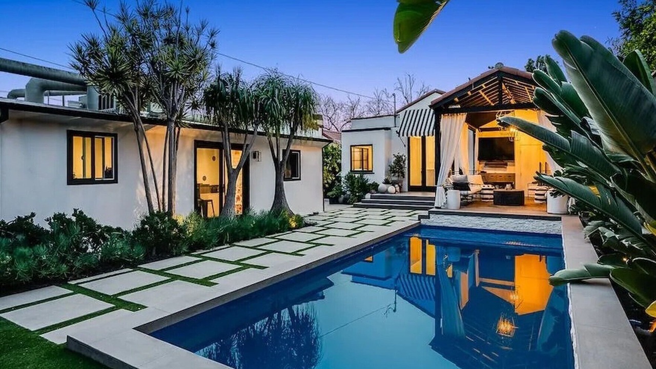 Photo of Outdoor in Fairfax District