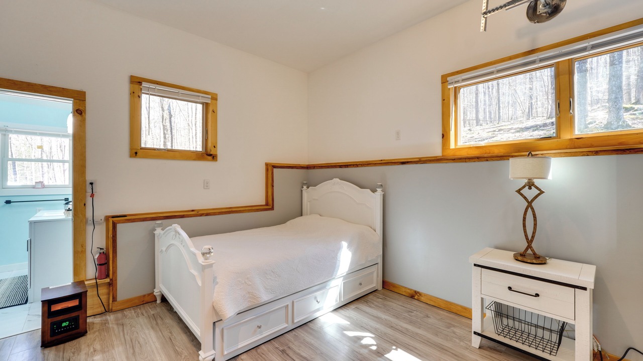 Photo of Bedroom in Westbrookville