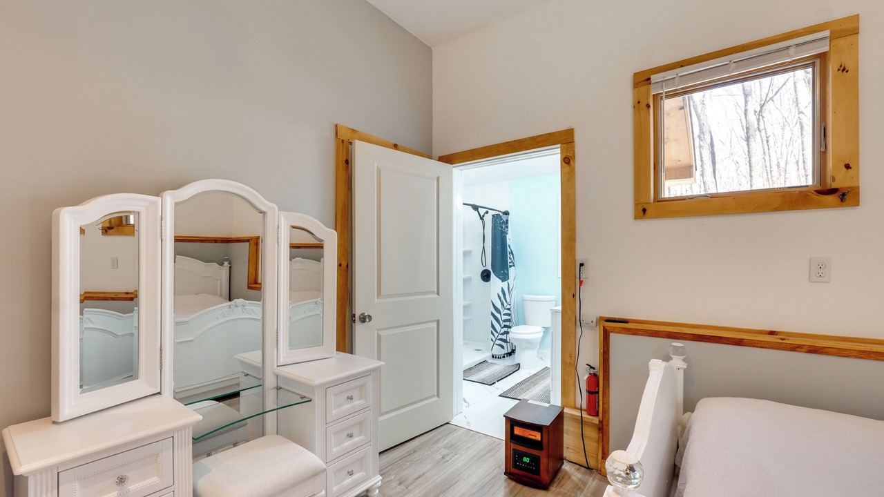 Photo of Bedroom in Westbrookville