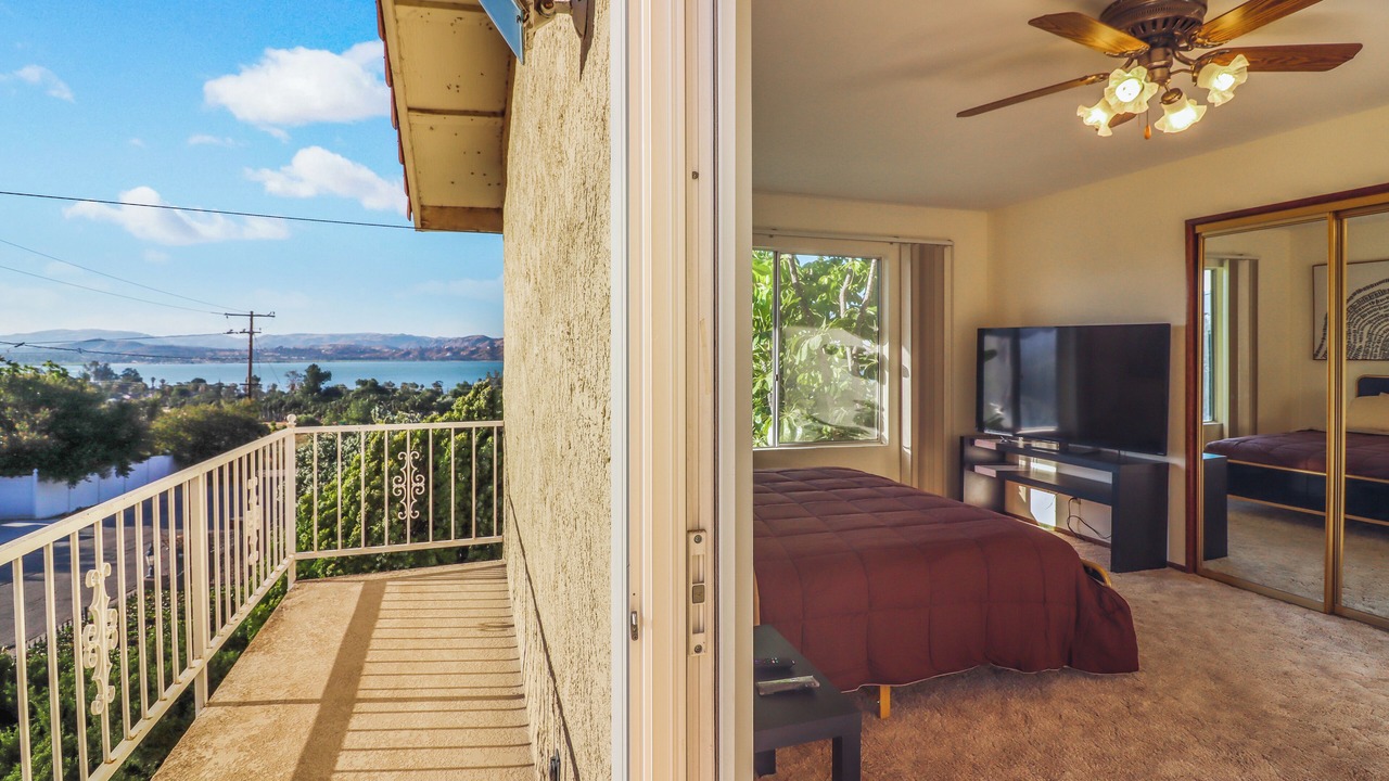 Photo of Bedroom in Lakeland Village