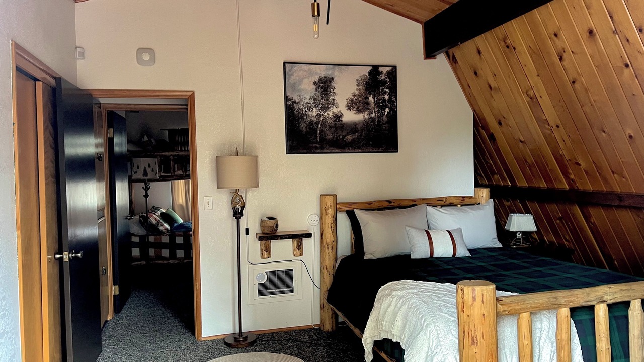 Photo of Bedroom in Big Bear City