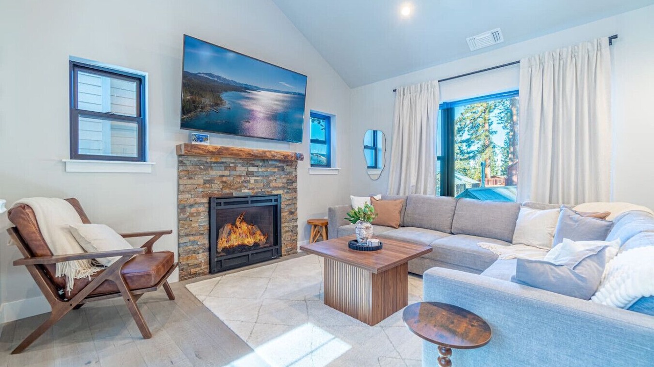 Photo of Livingroom in Lincoln Park