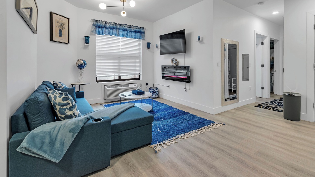 Photo of Livingroom in Elizabeth