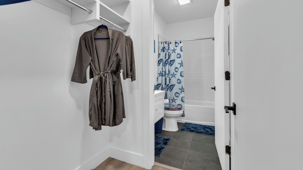 Photo of Bathroom in Elizabeth