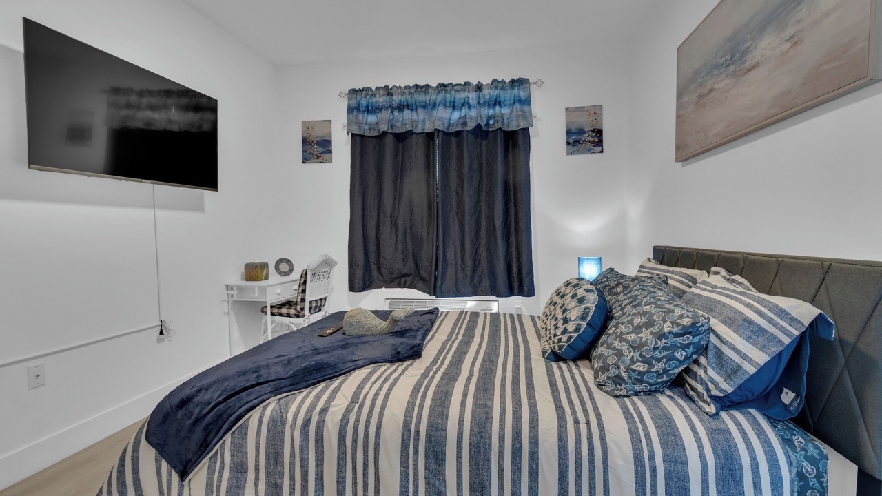 Photo of Bedroom in Elizabeth