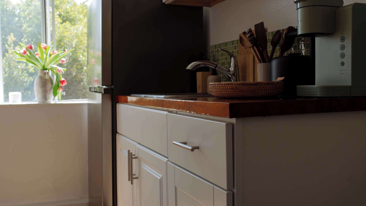 Photo of Kitchen in Beachwood Canyon