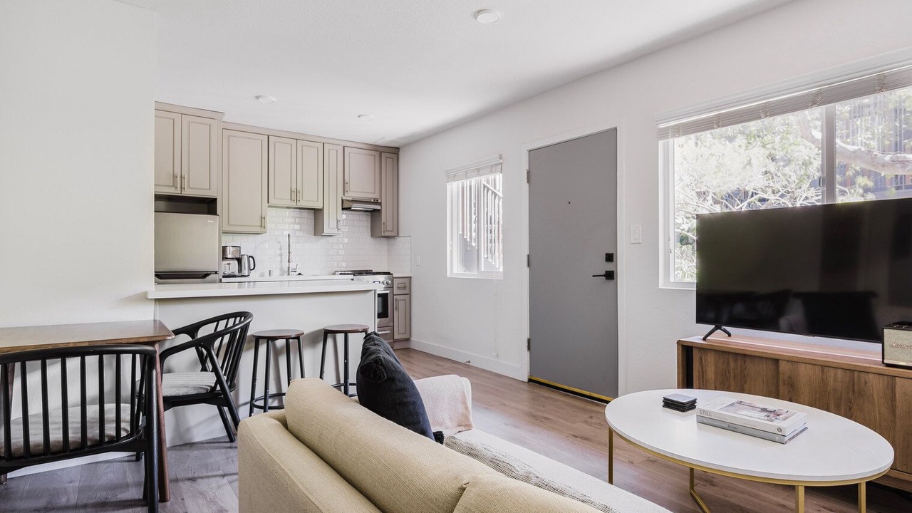 Photo of Livingroom in Mar Vista