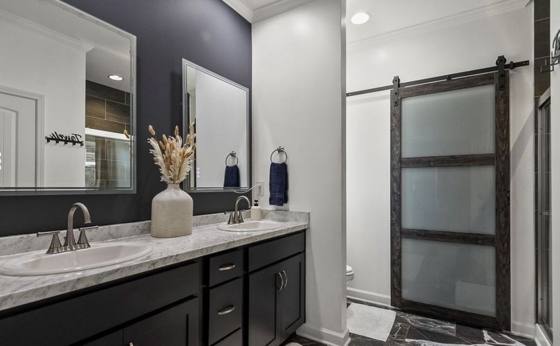 Photo of Bathroom in Tuscaloosa