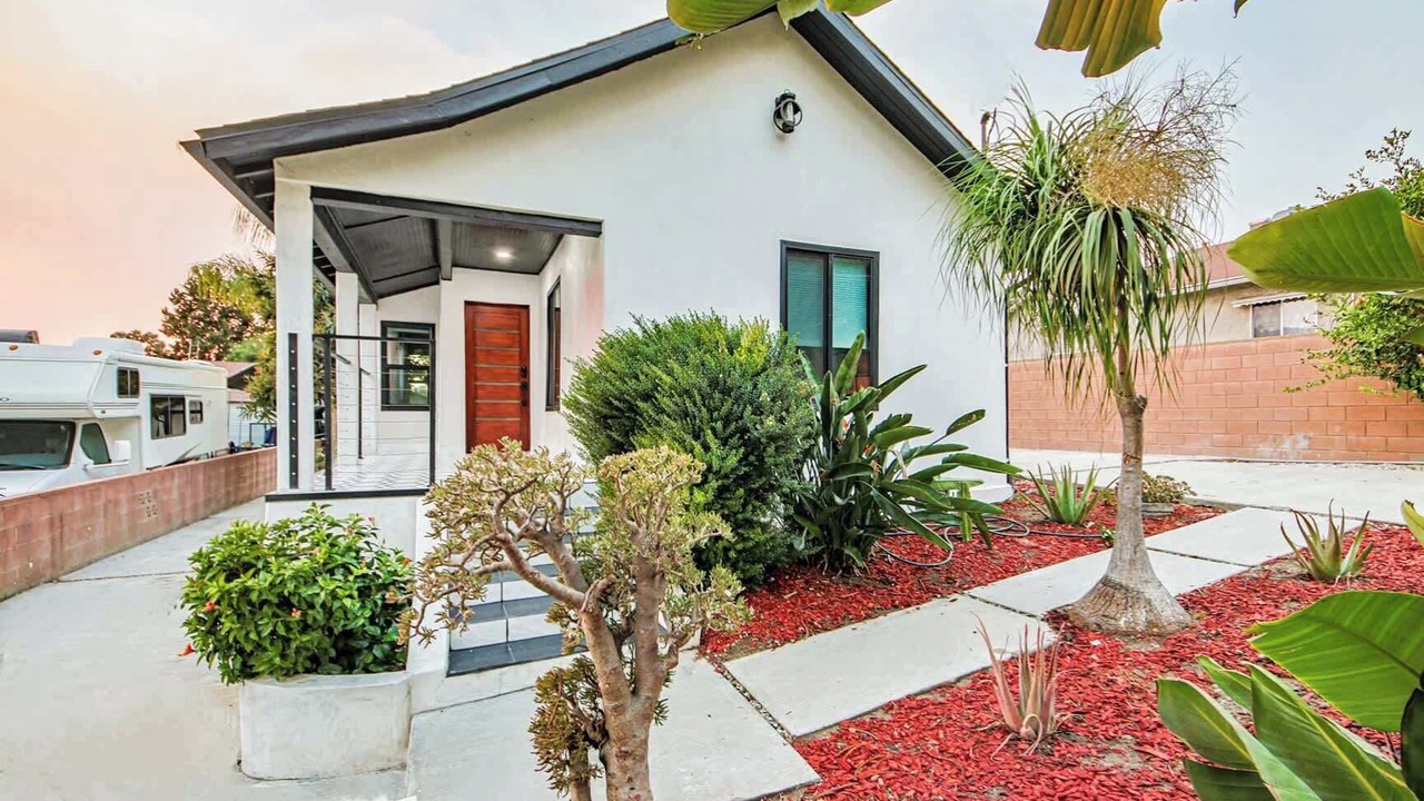 Photo of Outdoor in Silver Lake