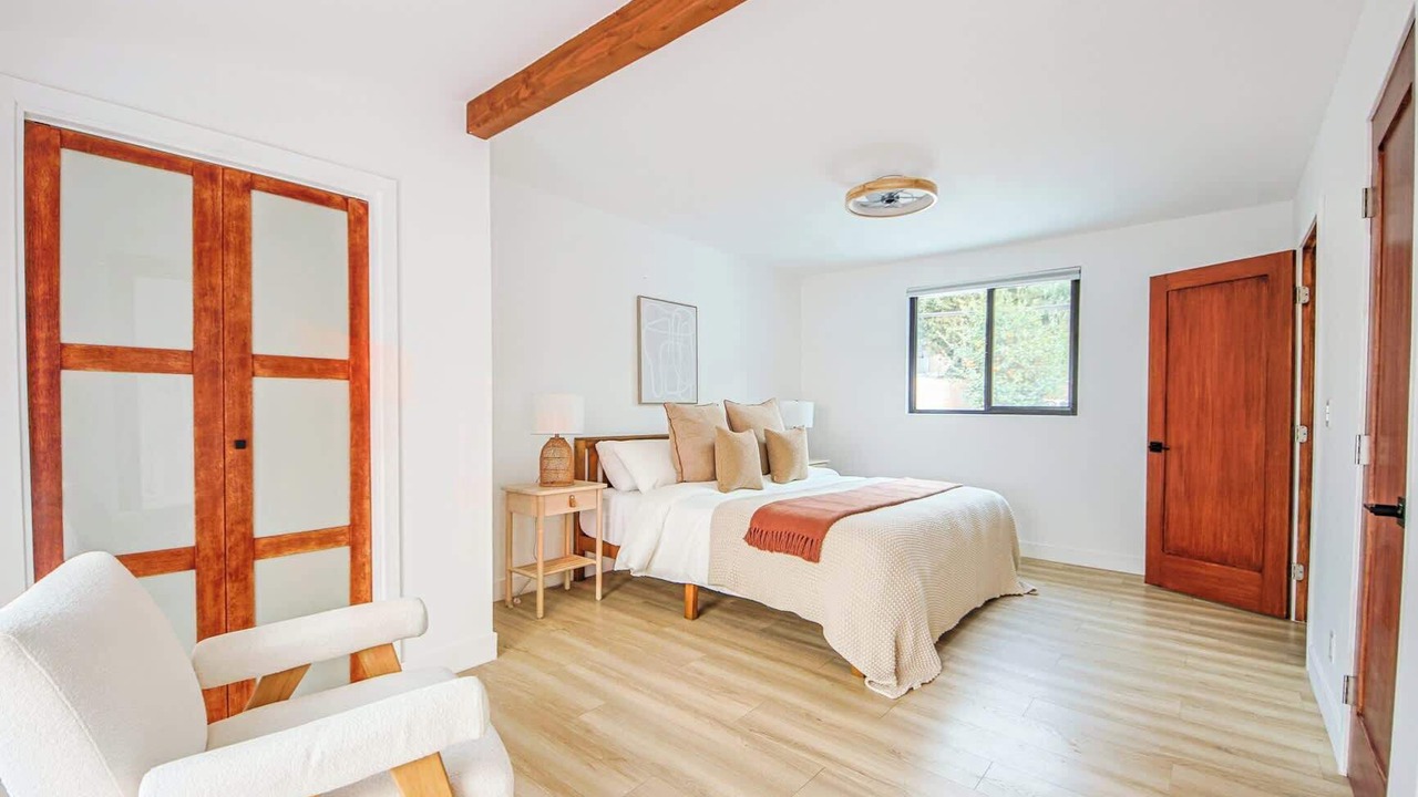 Photo of Bedroom in Silver Lake
