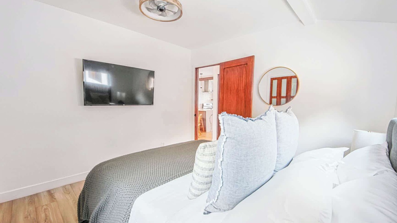 Photo of Bedroom in Silver Lake