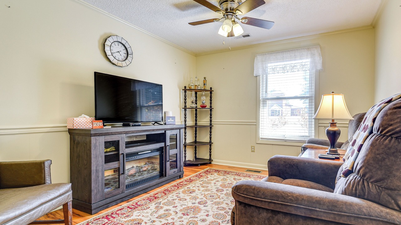 Photo of Bedroom in Wise