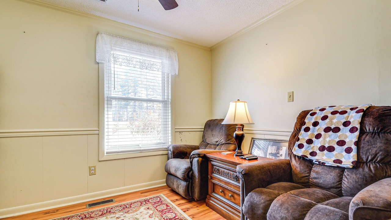 Photo of Bedroom in Wise