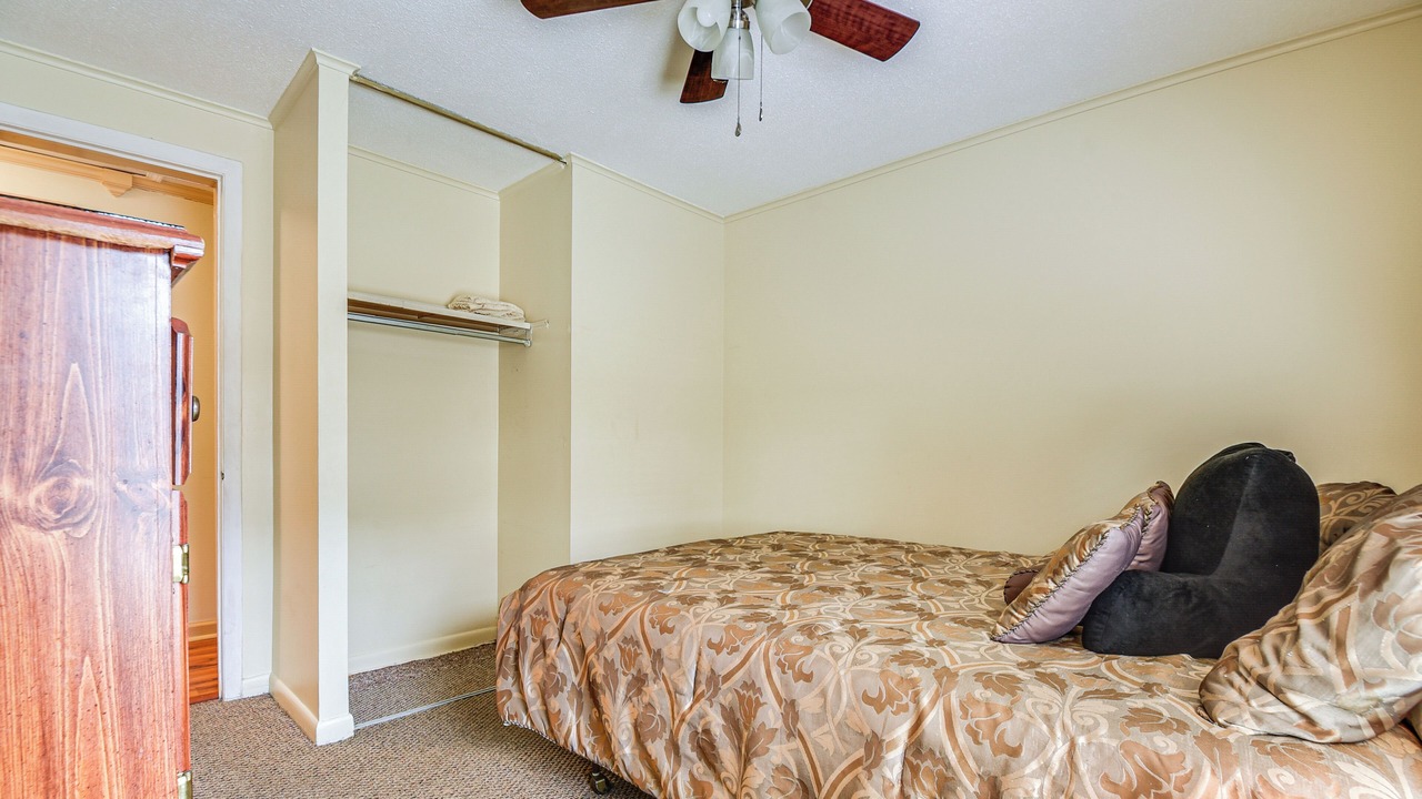 Photo of Bedroom in Wise