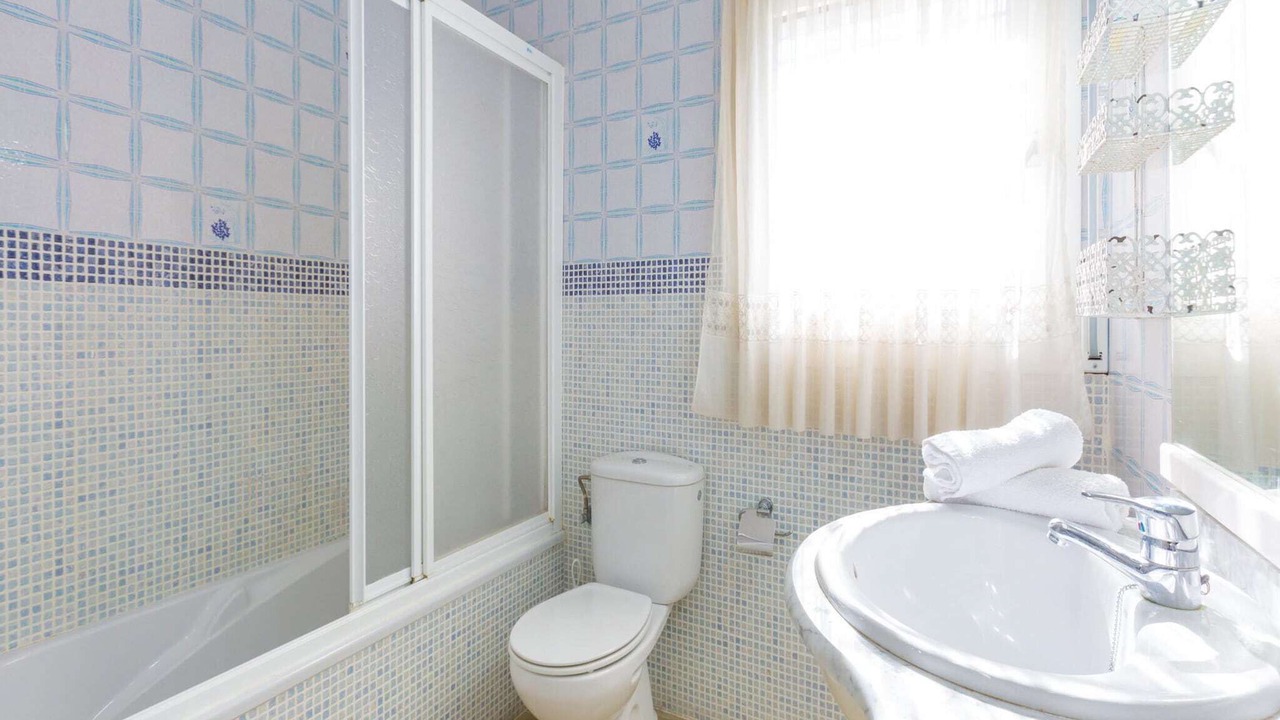 Photo of Bathroom in Lloret Blau