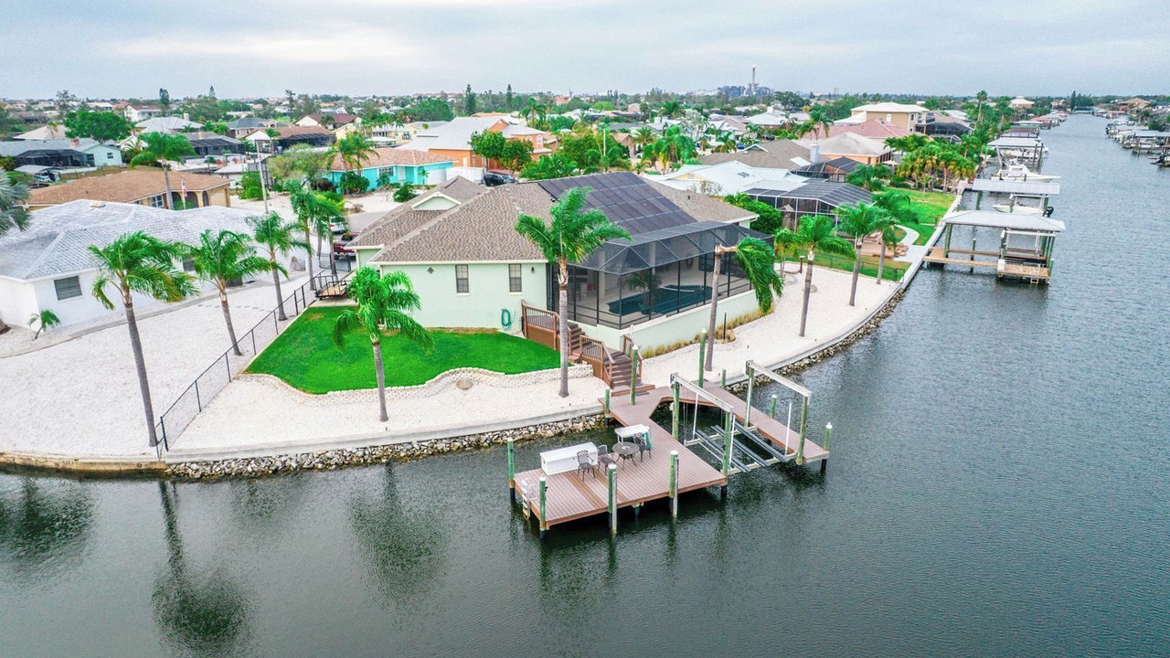 Photo of Outdoor in Apollo Beach
