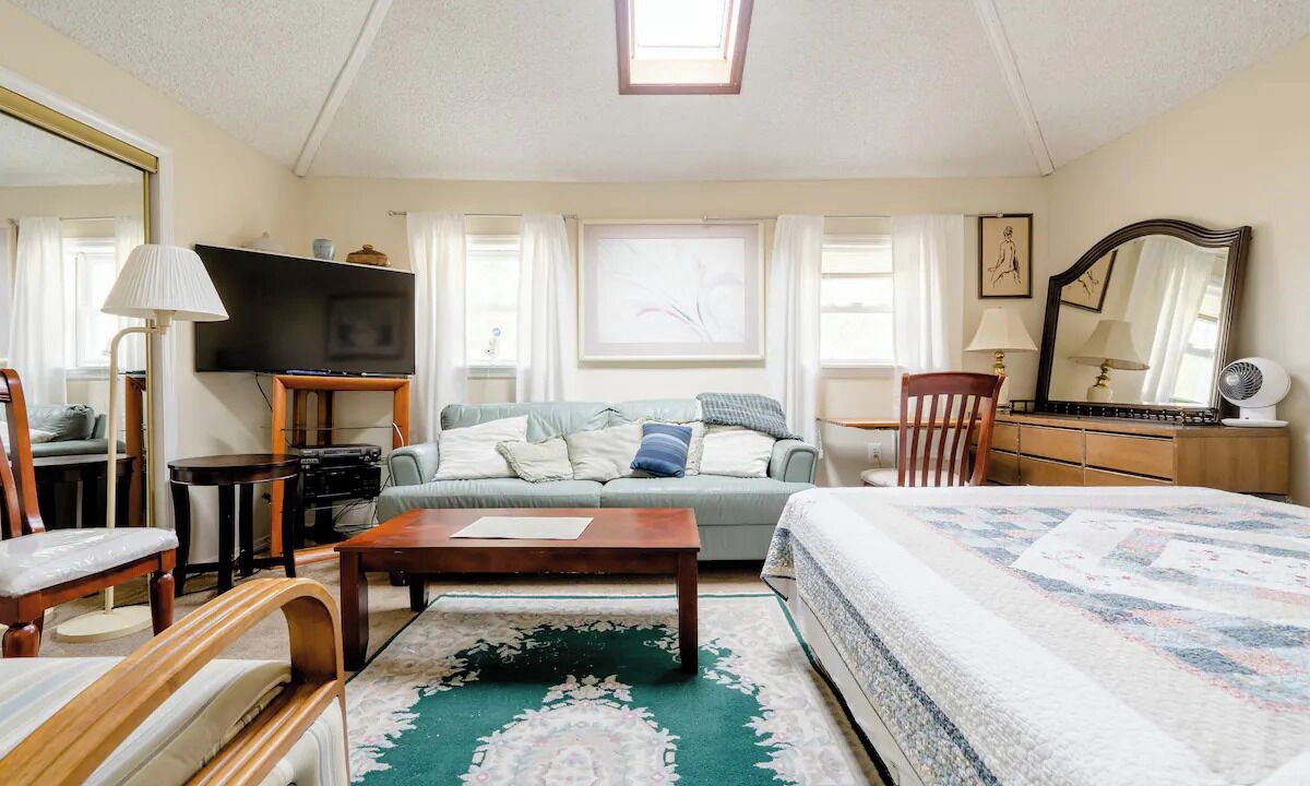 Photo of Bedroom in Cherry Hill