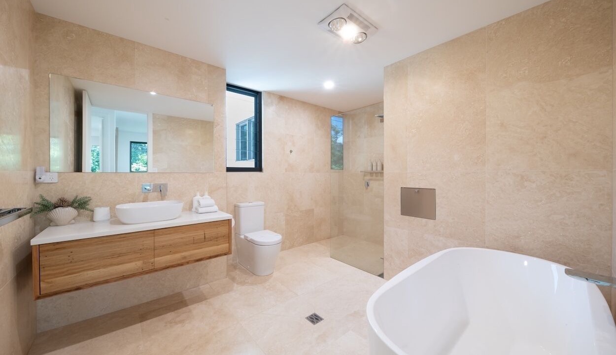 Photo of Bathroom in Airlie Beach