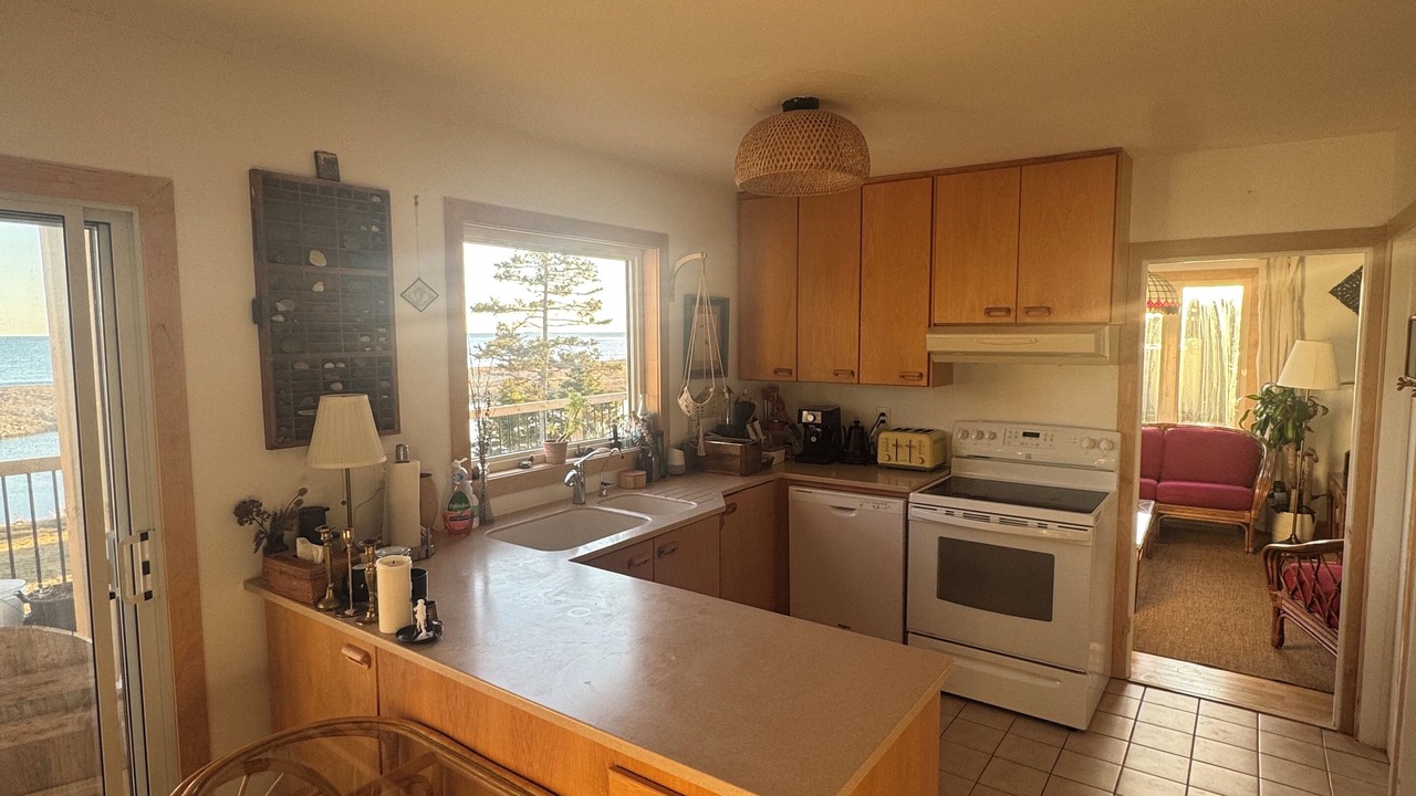 Photo of Kitchen in Three Fathom Harbour