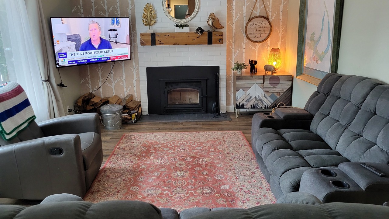 Photo of Livingroom in Stateline
