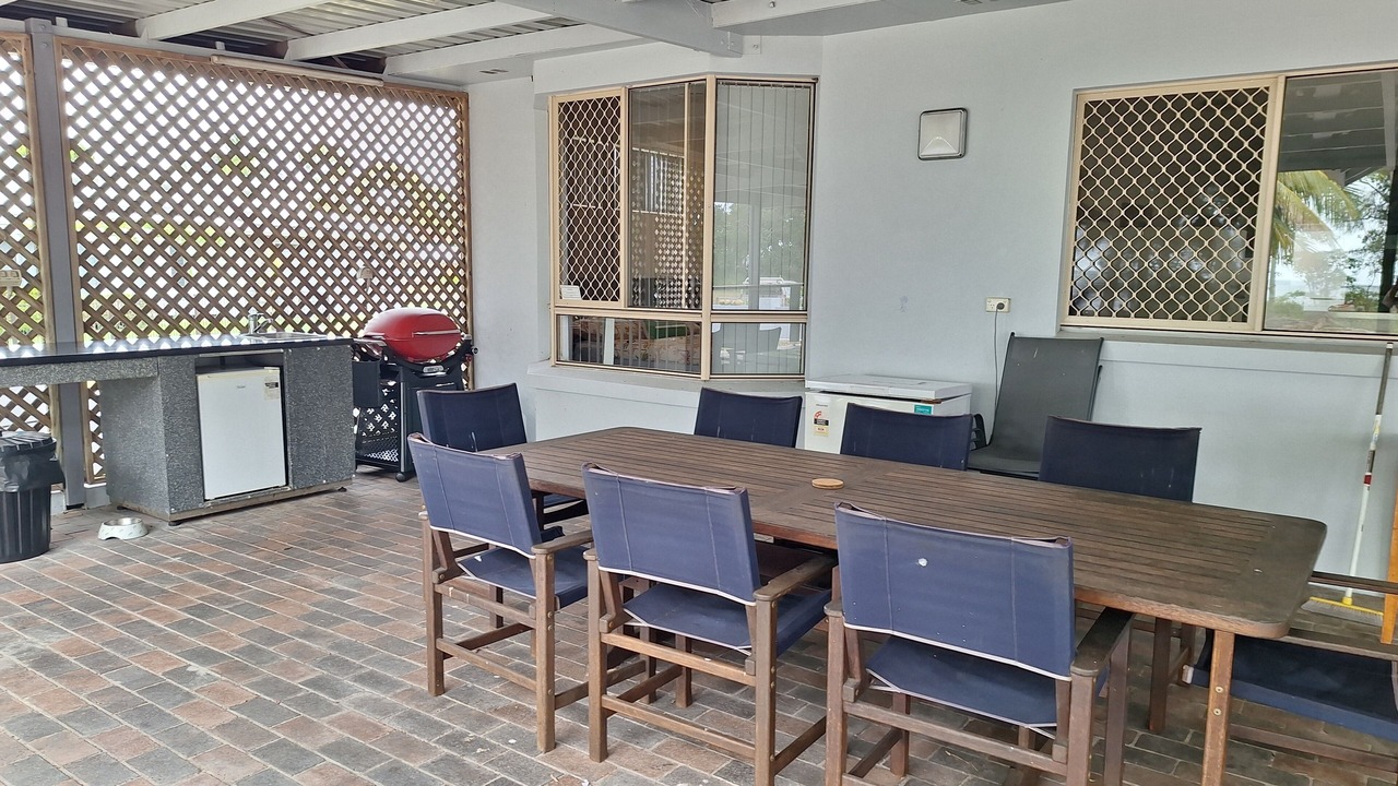 Photo of Outdoor in Traviston