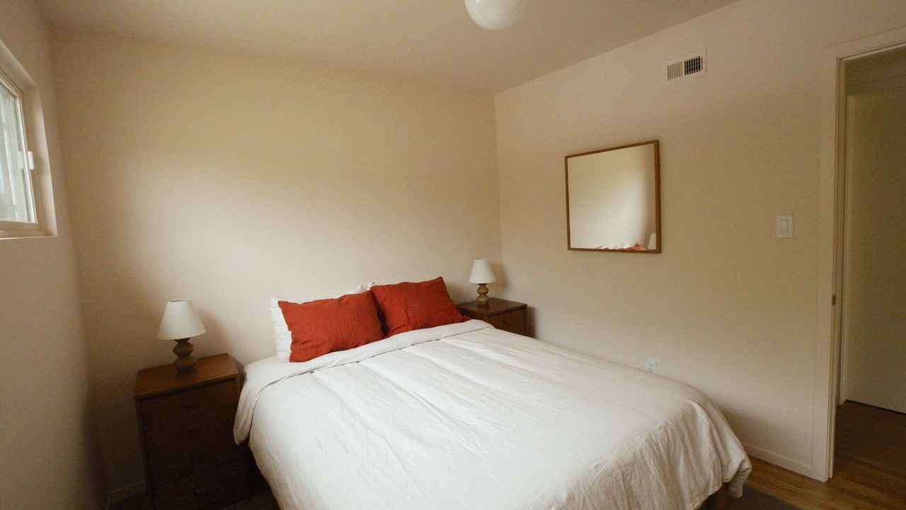 Photo of Bedroom in Serra Mesa