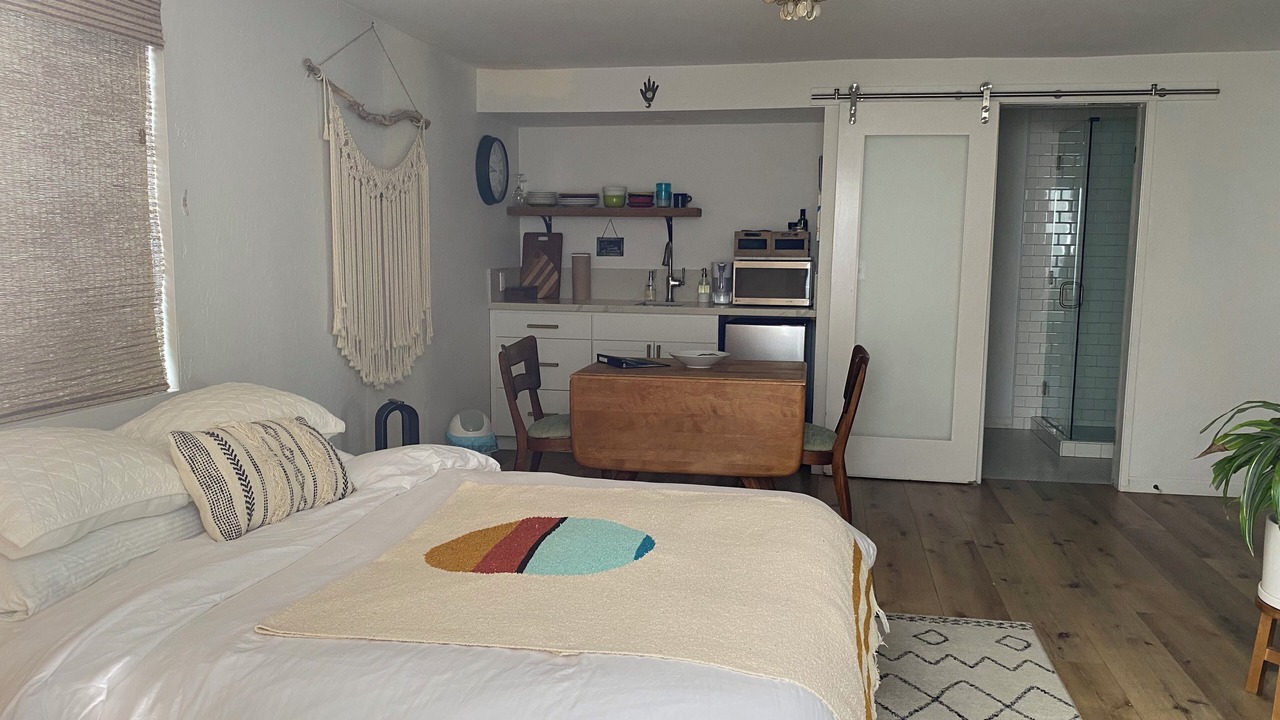 Photo of Bedroom in Silver Strand