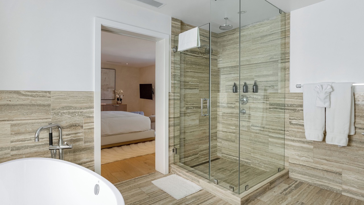Photo of Bathroom in Hollywood Hills West