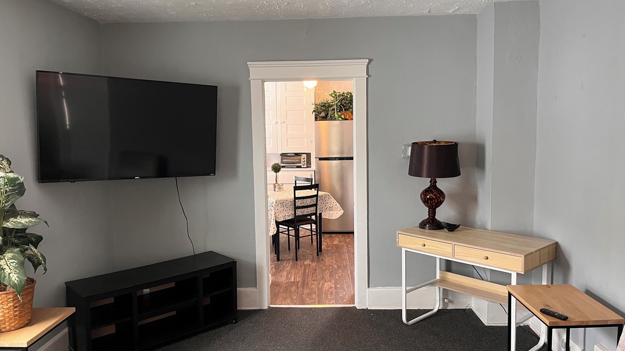 Photo of Livingroom in Erie