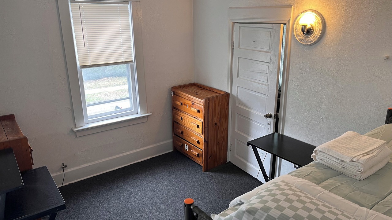 Photo of Bedroom in Erie