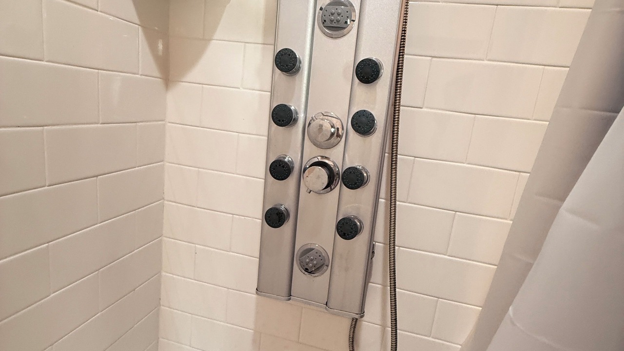 Photo of Bathroom in Central Business District