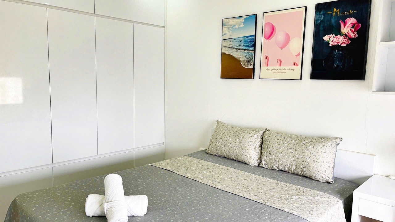 Photo of Bedroom in Trung Hoa Nhan Chinh