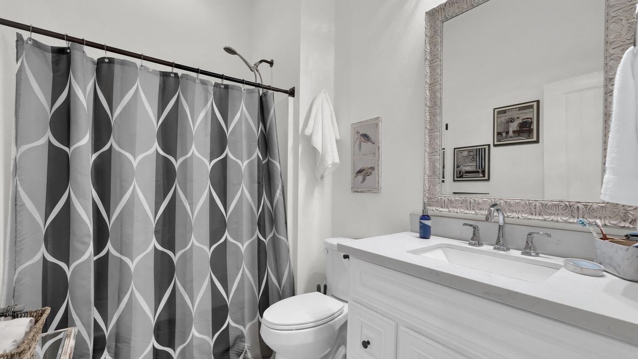 Photo of Bathroom in Long Beach