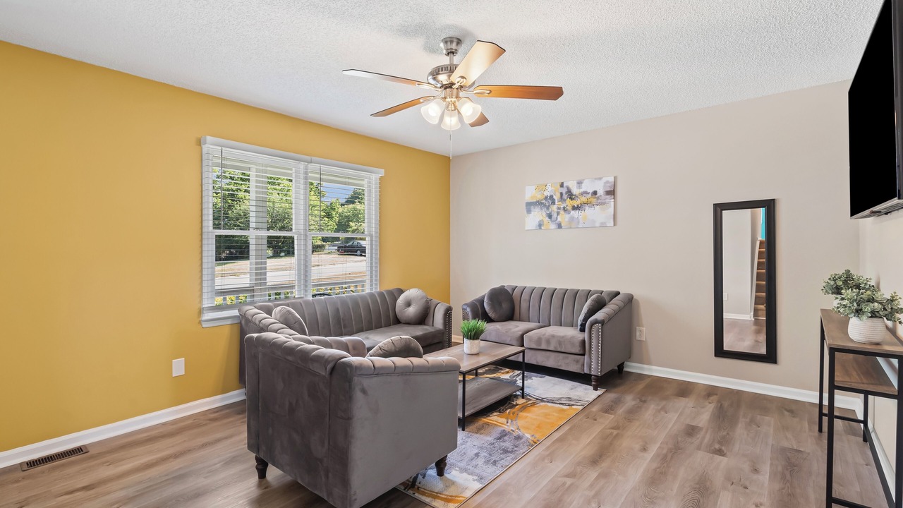 Photo of Livingroom in Toddville Road