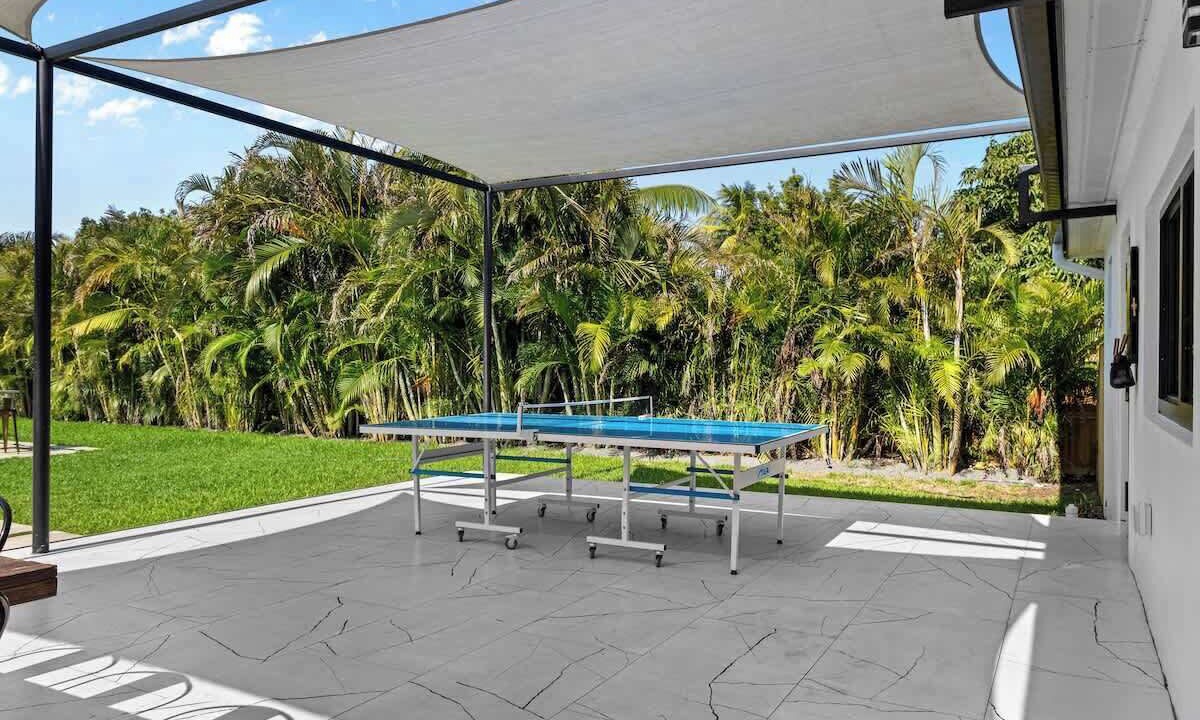 Photo of Outdoor in Golden Glades