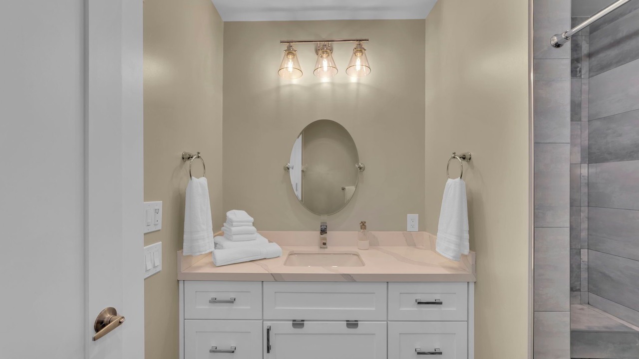 Photo of Bathroom in Mission Hills