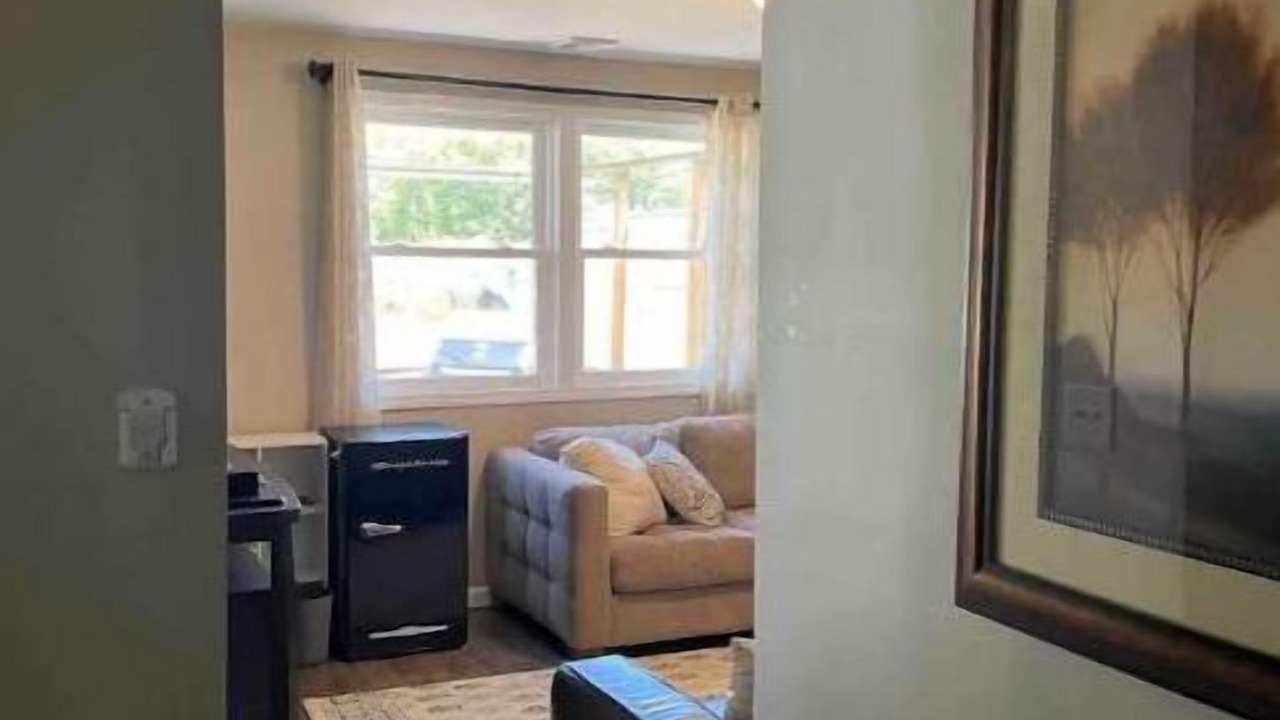 Photo of Livingroom in Sylvan Beach