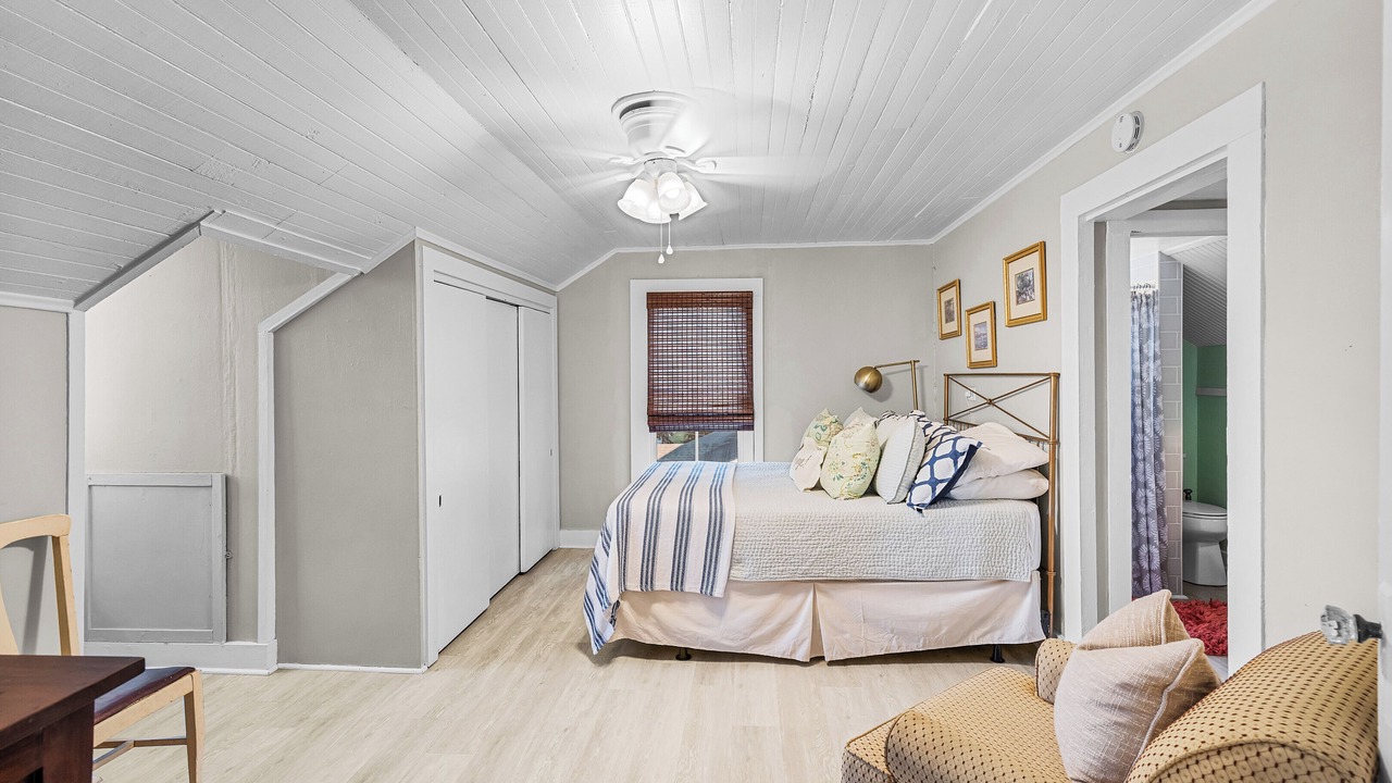 Photo of Bedroom in Old Town