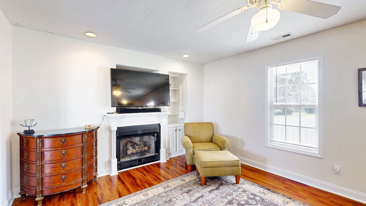 Photo of Livingroom in Morehead City
