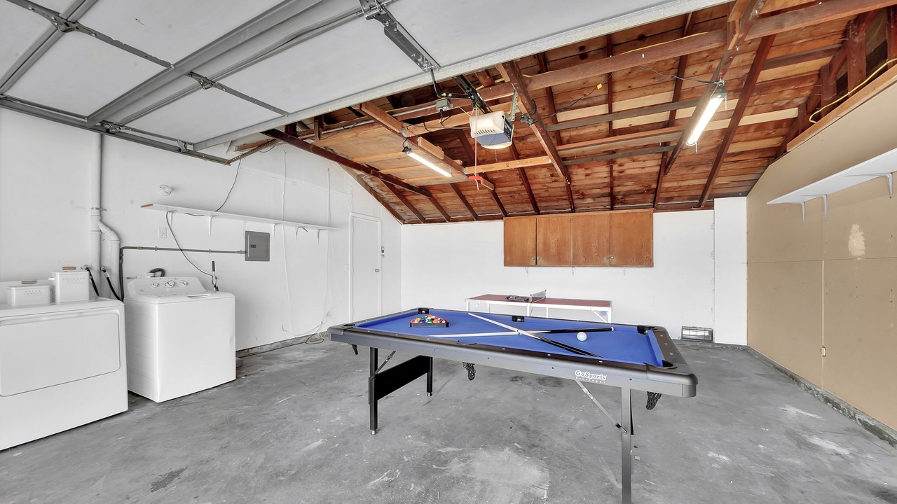 Photo of Bedroom in Midway City