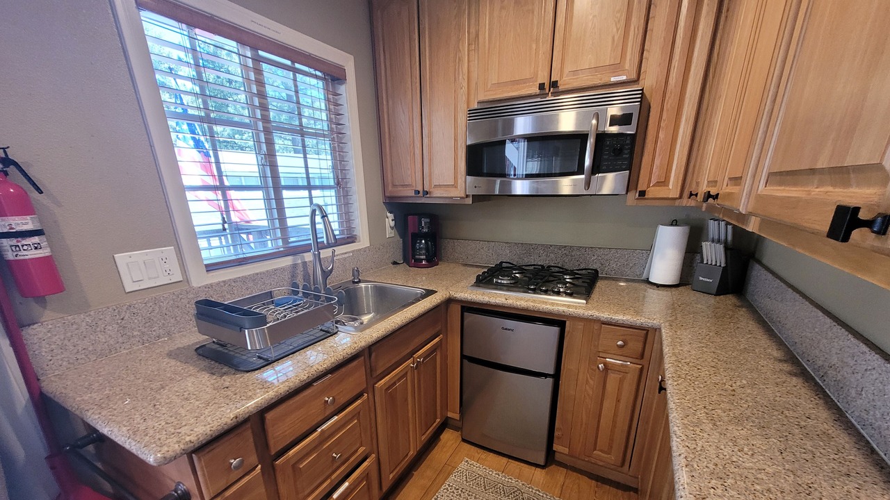Photo of Kitchen in Green Valley Lake
