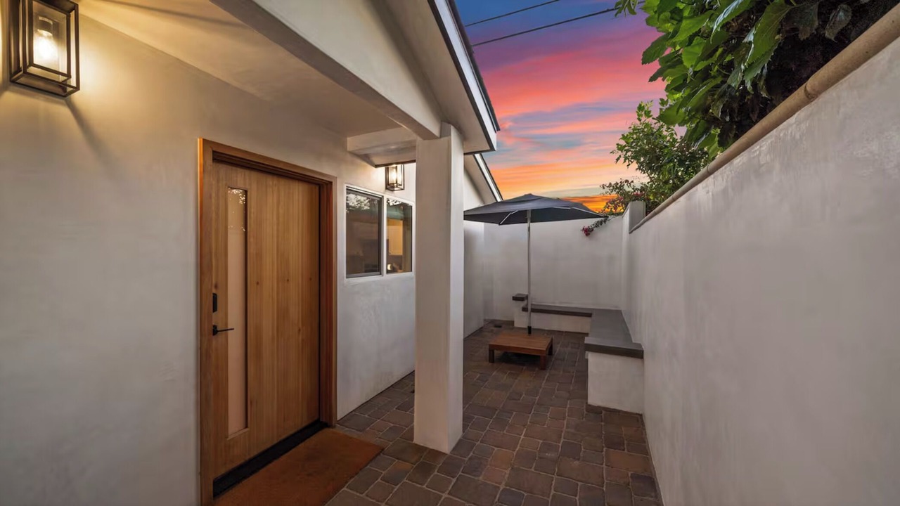 Photo of Patio Balcony in Downey