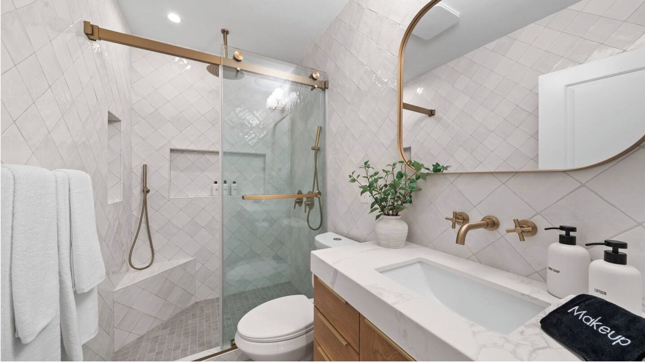 Photo of Bathroom in Downey