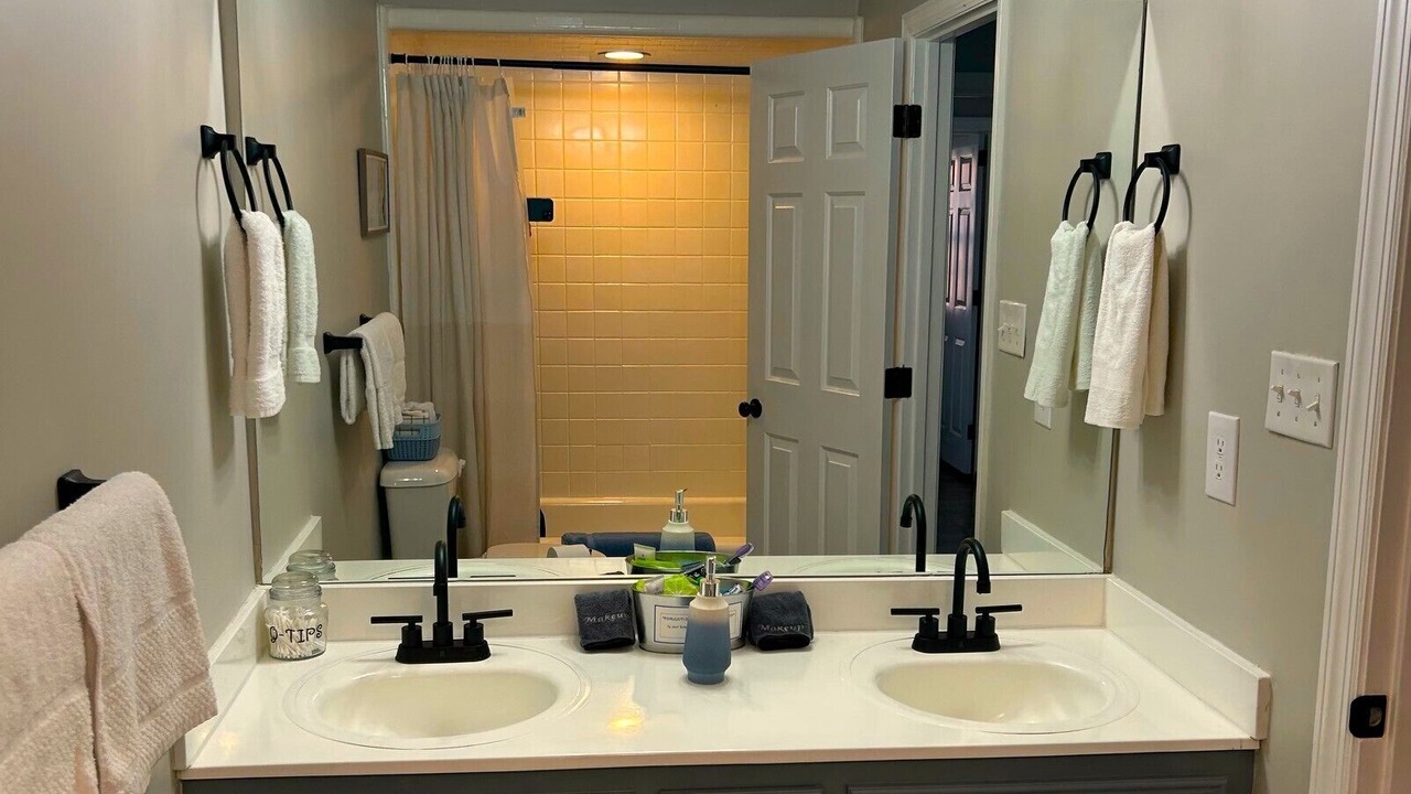 Photo of Bathroom in Terry Sanford