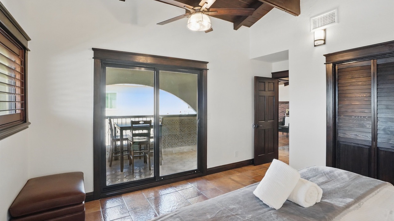 Photo of Bedroom in Silver Strand