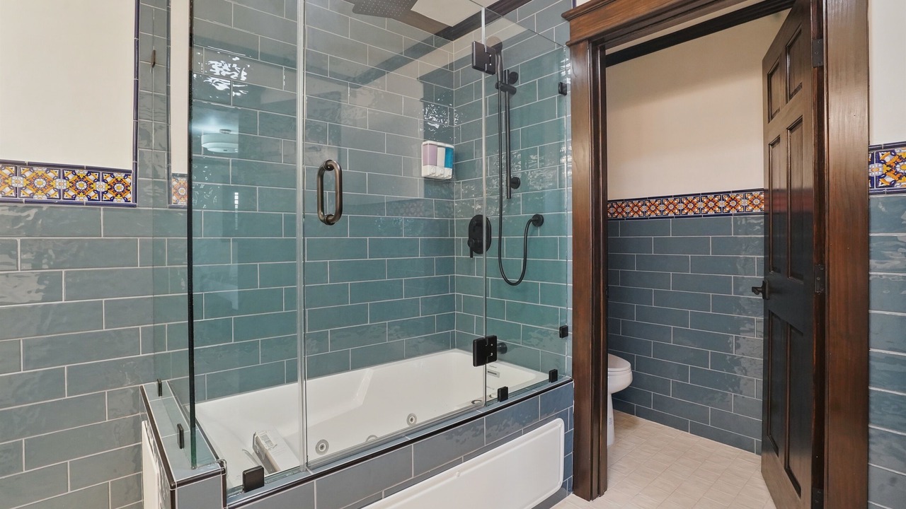 Photo of Bathroom in Silver Strand