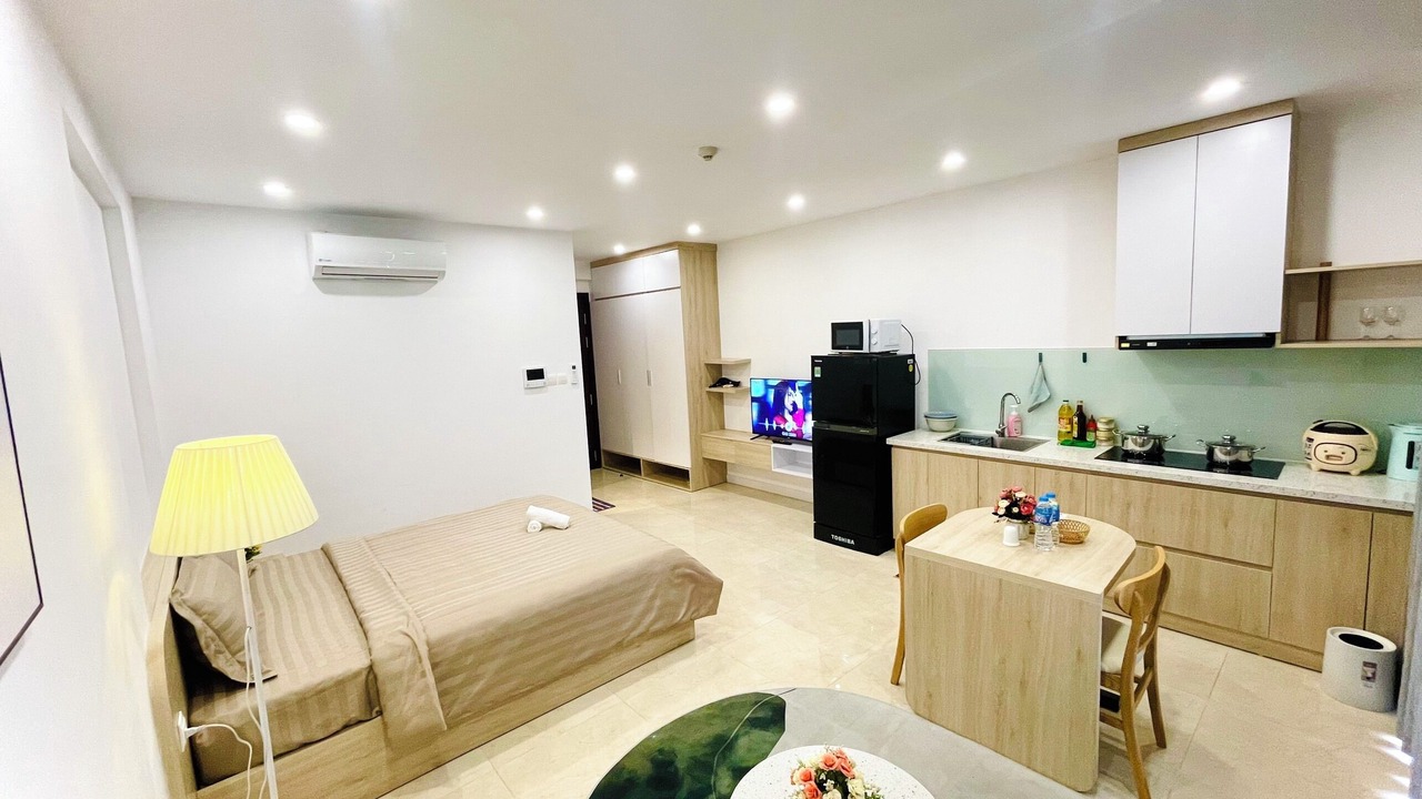 Photo of Bedroom in Trung Hoa Nhan Chinh
