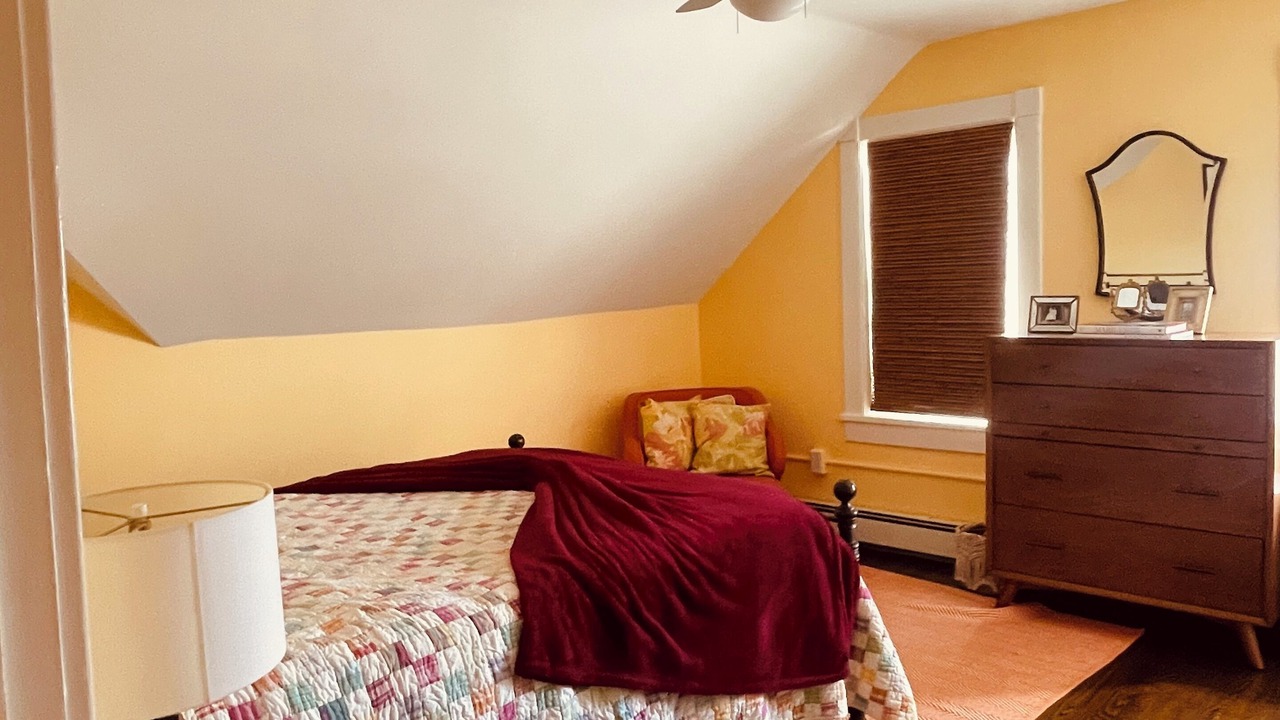 Photo of Bedroom in Spring Lake